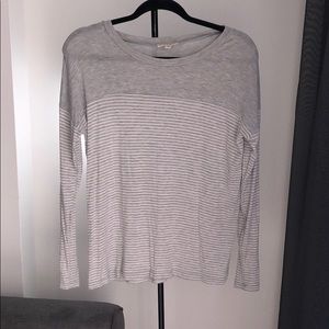 Grey stripped long sleeve shirt!